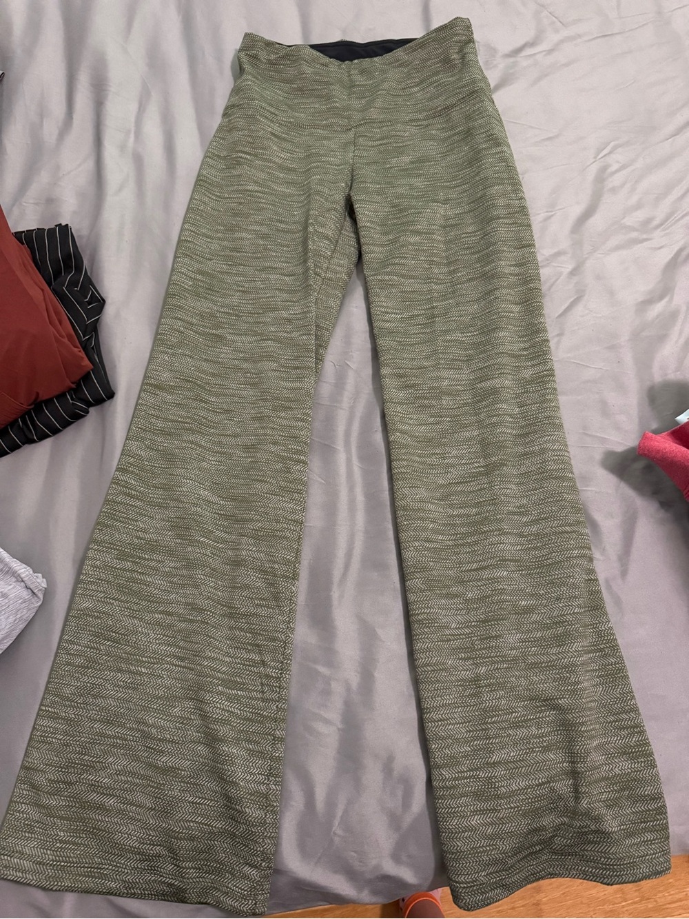 Textured Boot‑Cut Knit Pants in Olive Green